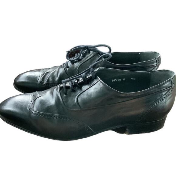 VTG Bruno Magli Black Leather Wing Tip Dress Shoes Mens Size 9.5 M Made In Italy